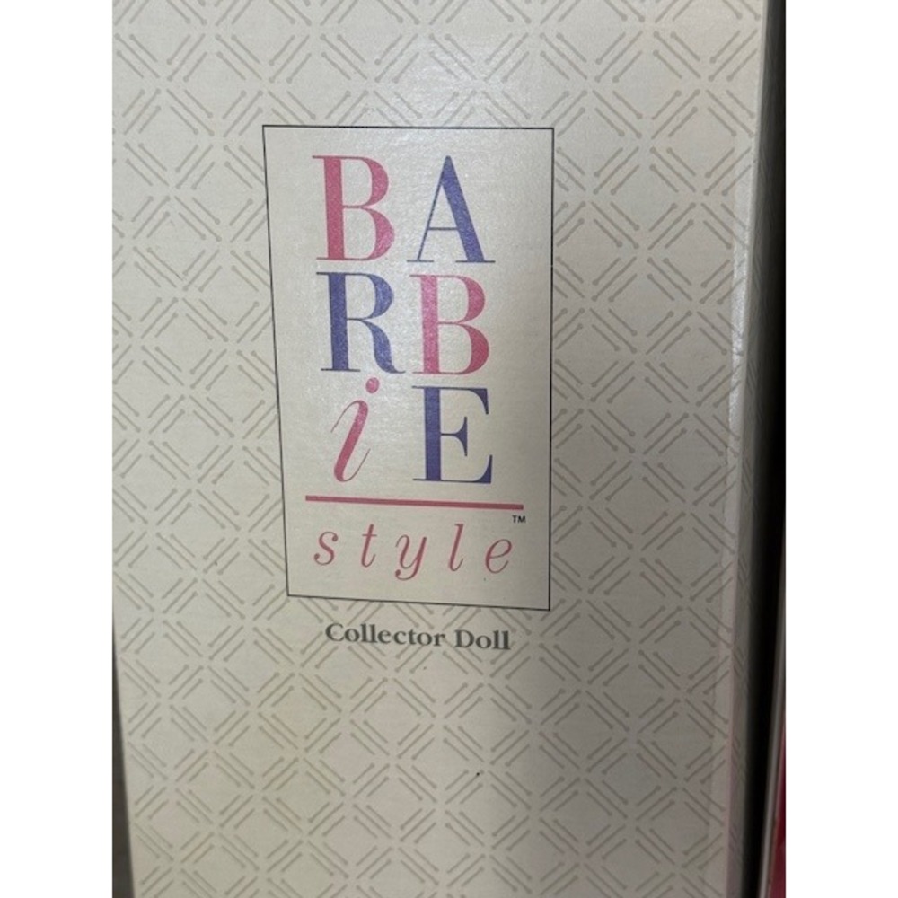 Barbie Style Collector Doll Special Limited Edition Blonde Hair Pink Bow Dress - Picture 6 of 13